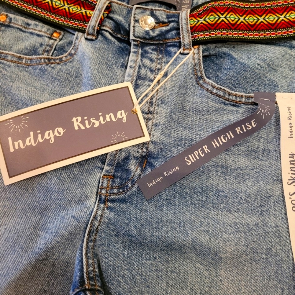 NWT "INDIGO RISING SUPER HIGH-RISE 90s SKINNY Jeans! - Picture 2 of 6